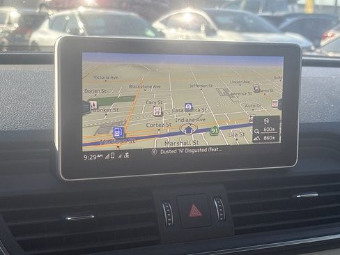 Used 2019 Audi SQ5 Premium Plus w/ Premium Plus Package image 30