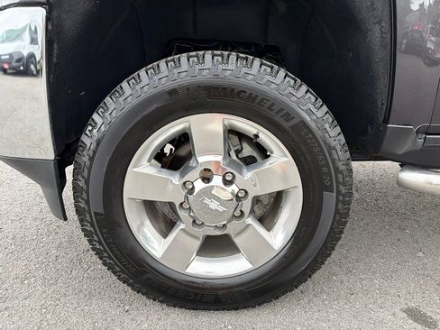Used 2016 Chevrolet Silverado 2500 LT w/ Z71 Package, Off-Road AWD/4WD image 11