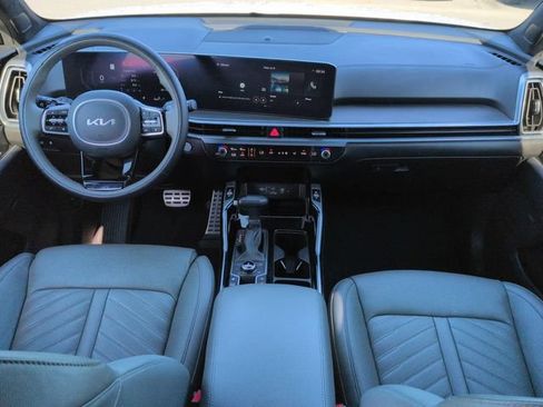Used 2024 Kia Sorento SX Prestige w/ Sage Leather Package AWD/4WD image 15
