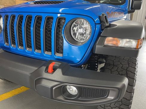 Used 2023 Jeep Gladiator Mojave image 10