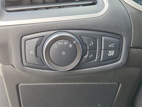 Used 2021 Ford Edge SEL w/ Convenience Package image 18