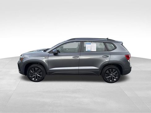 Used 2024 Volkswagen Taos S FWD image 4