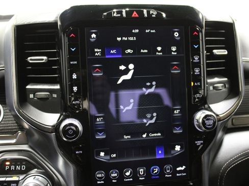 Used 2020 RAM 1500 Limited w/ Black Appearance Package image 18