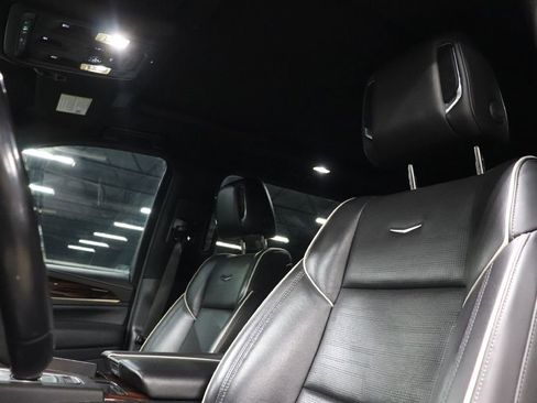 Used 2022 Cadillac Escalade ESV Premium Luxury w/ Performance Package image 11