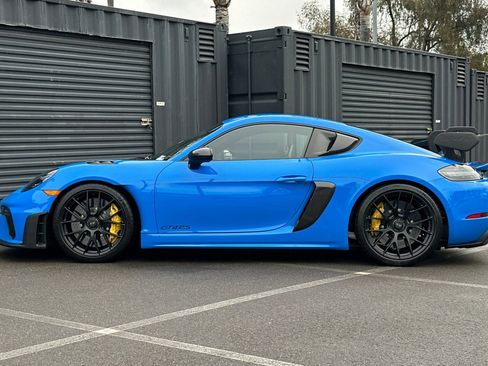 Used 2024 Porsche 718 Cayman GT4 RS image 2