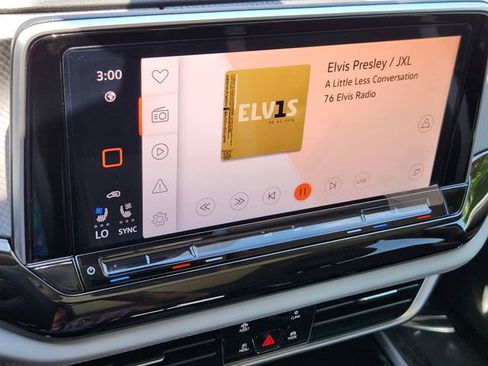 New 2026 Volkswagen Atlas Peak Edition AWD/4WD image 15