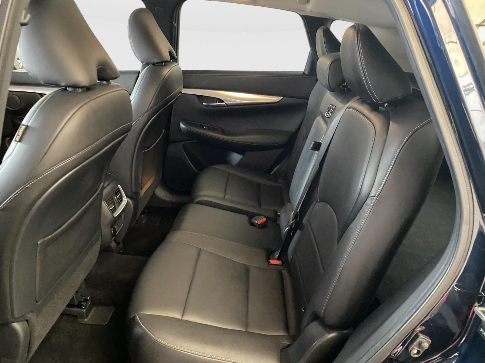 Used 2019 INFINITI QX50 Luxe AWD/4WD image 19