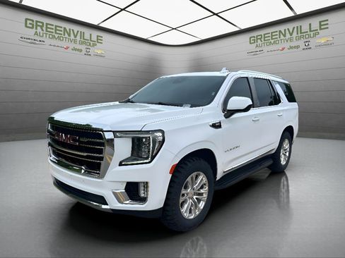 Used 2024 GMC Yukon SLT AWD/4WD image 1