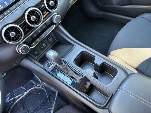 Used 2025 Nissan Sentra S image 37