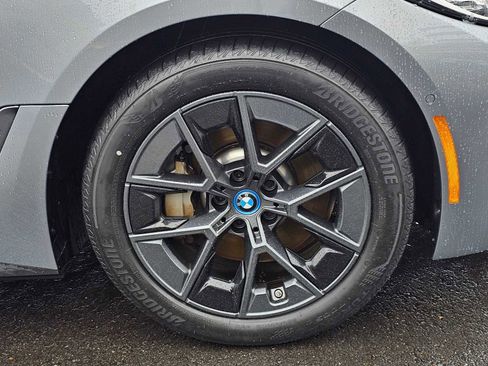 Used 2023 BMW i4 eDrive35 image 9