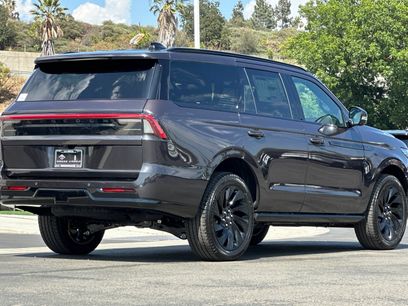 New 2026 Lincoln Navigator Reserve w/ Jet Appearance Package