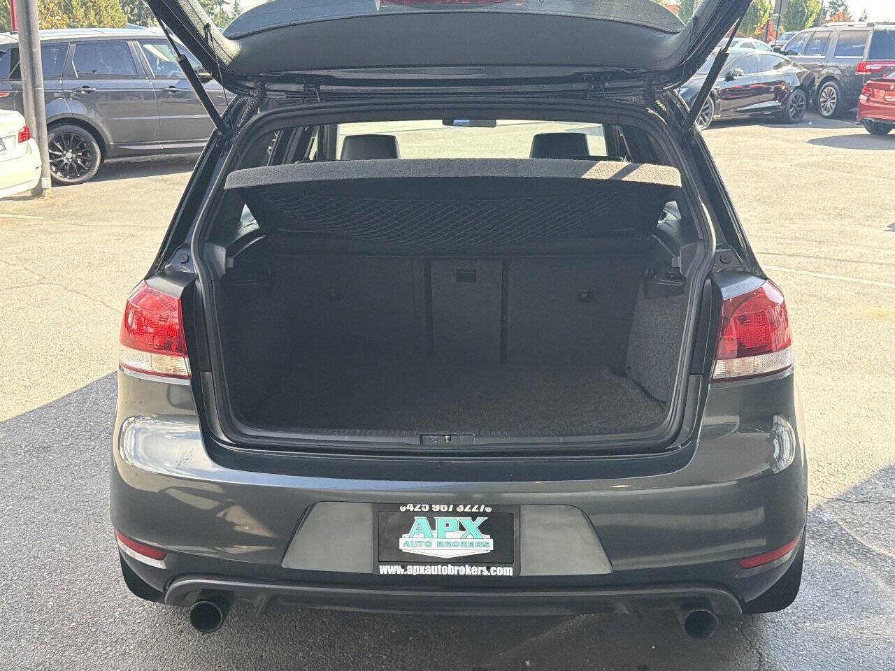 Used 2012 Volkswagen GTI Autobahn FWD image 5