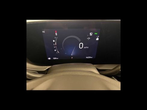 Used 2025 Buick Envista Sport Touring w/ Convenience I Package FWD image 15