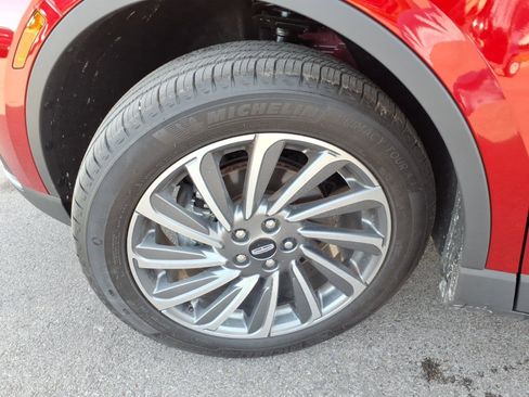 Used 2024 Lincoln Corsair Reserve w/ Equipment Group 201A image 9