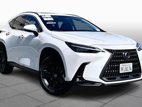 Used 2024 Lexus NX 450h+ Luxury w/ Vision Package image 4