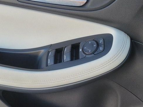 Used 2024 Buick Encore GX Preferred image 30