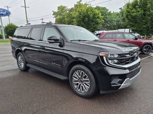 New 2026 Ford Expedition Max Platinum AWD/4WD image 3