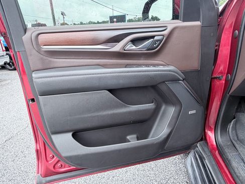 Used 2021 GMC Yukon Denali RWD image 35