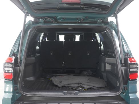 Used 2025 Toyota 4Runner TRD Off-Road Premium w/ Tow Technology Package AWD/4WD image 16