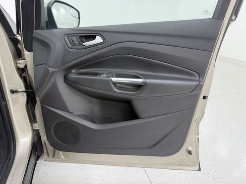 Used 2018 Ford Escape SEL image 31