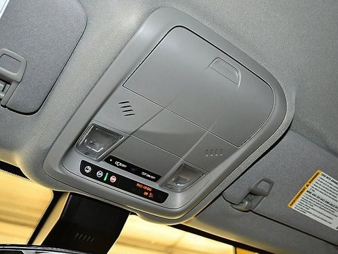 Used 2022 Chevrolet Equinox LT image 26