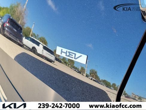 New 2026 Kia Sportage LX FWD image 10
