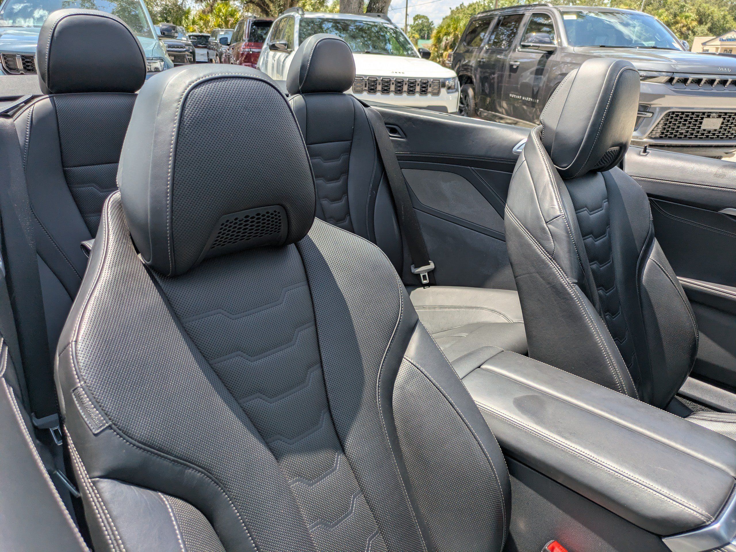 Used 2022 BMW 840i xDrive Convertible AWD/4WD image 13
