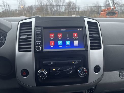 Used 2020 Nissan Frontier SV w/ SV Utility Package image 7