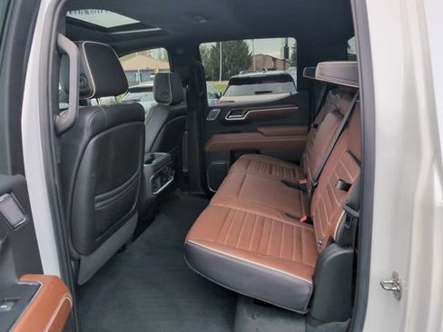 Used 2022 GMC Sierra 1500 Denali Ultimate image 10
