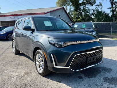 Used 2025 Kia Soul LX w/ LX Technology Package