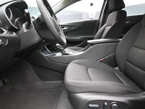 Used 2024 Chevrolet Malibu LT image 13