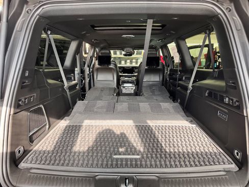 New 2026 Jeep Grand Wagoneer L Limited image 8