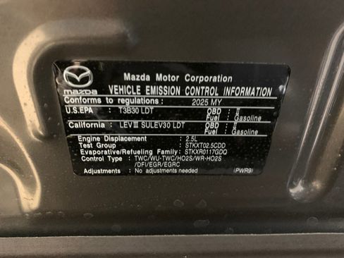 Used 2025 MAZDA CX-50 AWD 2.5 S w/ Cargo Package image 52