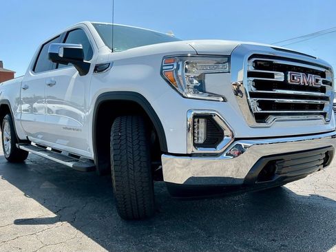 Used 2021 GMC Sierra 1500 SLT AWD/4WD image 2