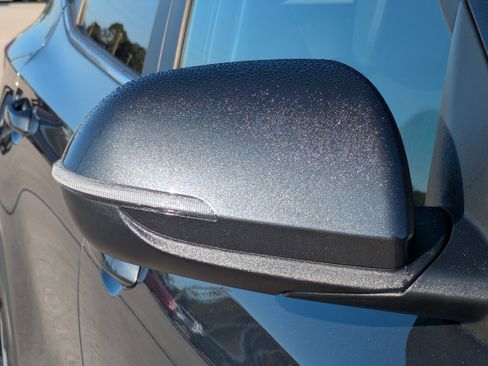 Certified 2025 Kia Seltos EX w/ EX Sunroof Package image 11