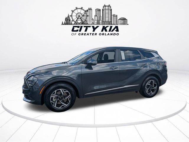 Certified 2024 Kia Sportage LX FWD image 3