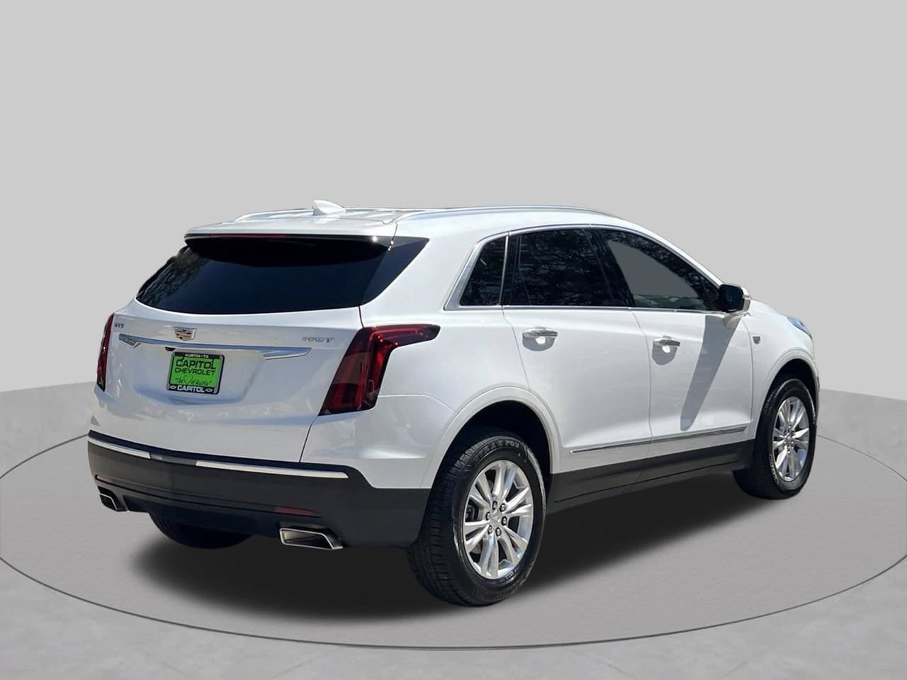 Used 2024 Cadillac XT5 Luxury FWD image 6