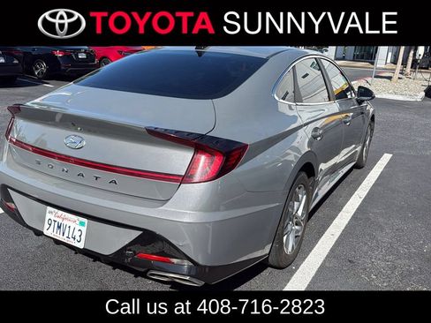 Used 2023 Hyundai Sonata SEL FWD image 2
