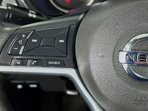 Used 2021 Nissan Kicks S image 13