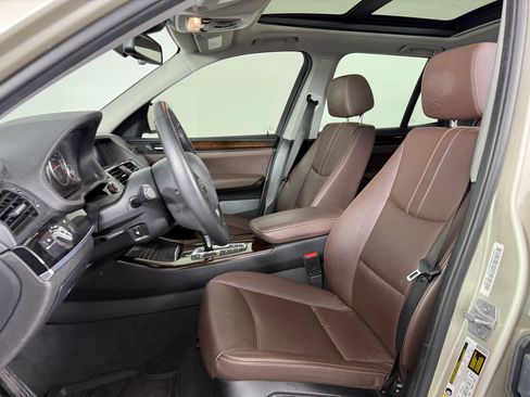 Used 2017 BMW X3 xDrive28i image 5