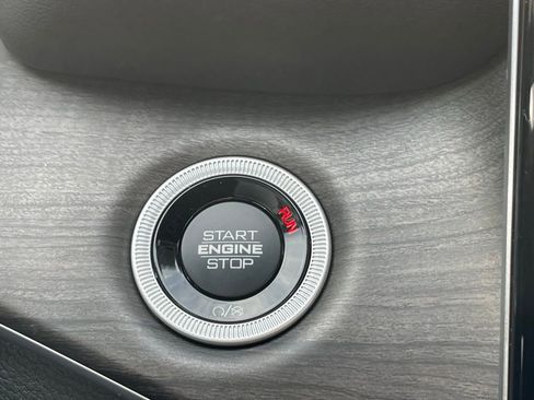 New 2025 Jeep Grand Cherokee L Limited w/ Black Appearance Package image 37