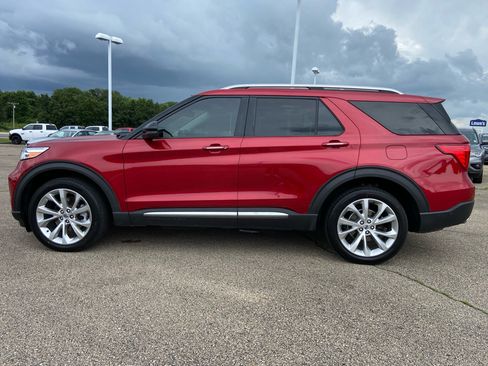Used 2022 Ford Explorer Platinum w/ Equipment Group 601A AWD/4WD image 6