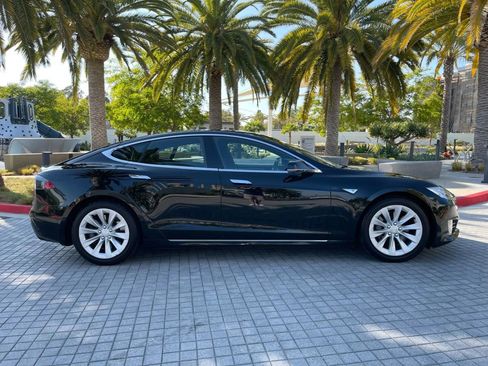 Used 2017 Tesla Model S 75 image 7
