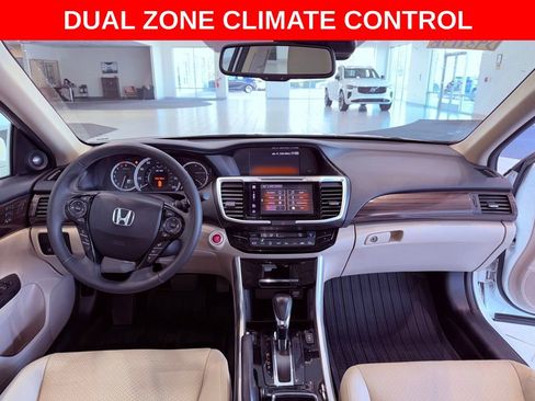 Used 2017 Honda Accord EX-L image 7