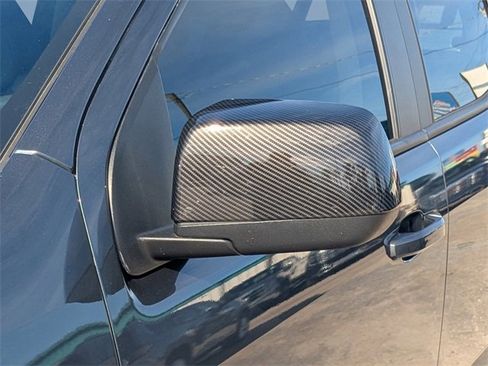 Used 2015 Chevrolet Colorado Z71 image 11