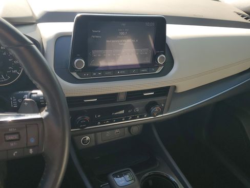 Certified 2023 Nissan Rogue SV w/ SV Premium B Package image 26