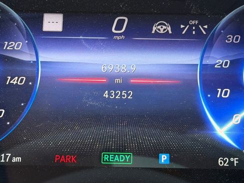 Used 2023 Mercedes-Benz EQS 580 4MATIC SUV image 22