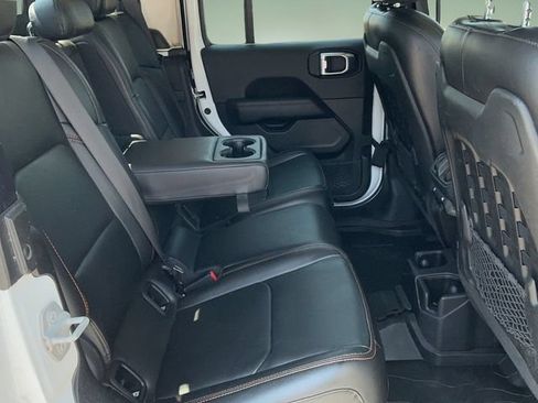 Used 2022 Jeep Gladiator Mojave w/ Cold Weather Group AWD/4WD image 15