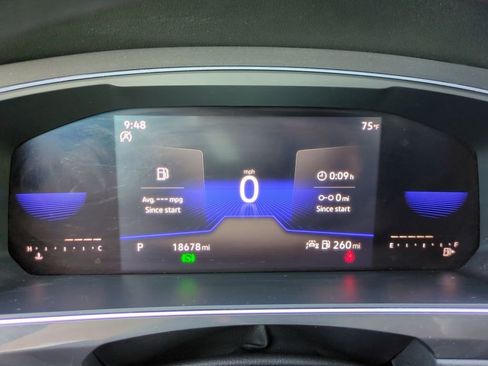 Used 2022 Volkswagen Tiguan S image 26