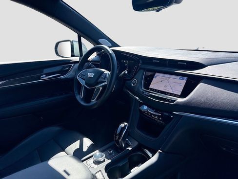 Certified 2023 Cadillac XT5 Sportv w/ Technology Package image 31